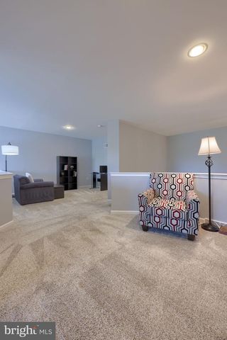 253 FIELDCREST LN, Ephrata, PA 17522