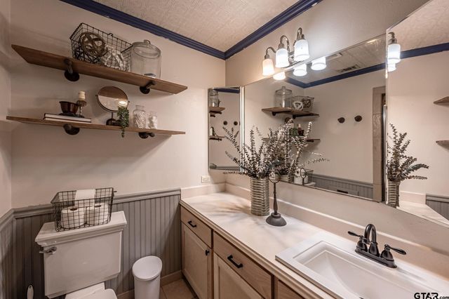 10694 County Road 2206, Tyler, TX 75707