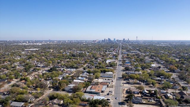 3302 W Houston, San Antonio, TX 78207