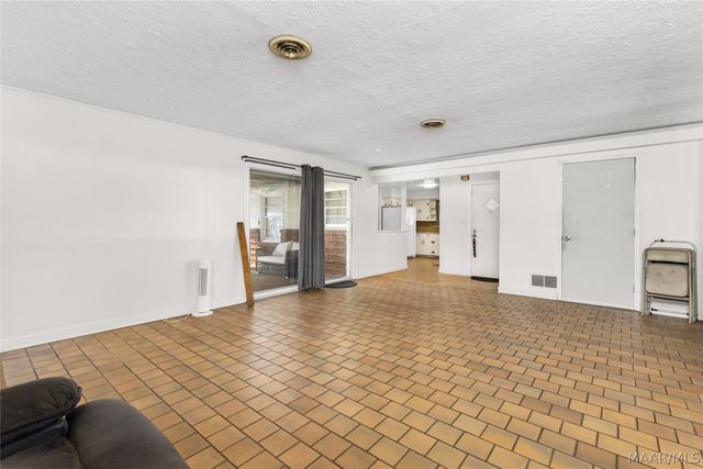 3006 Pelzer Avenue, Montgomery, AL 36109