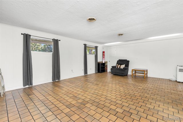 3006 Pelzer Avenue, Montgomery, AL 36109