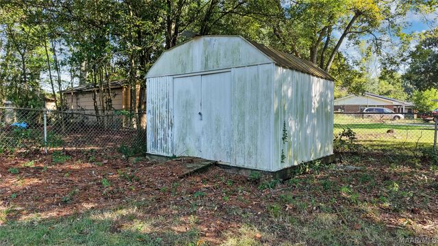 3006 Pelzer Avenue, Montgomery, AL 36109