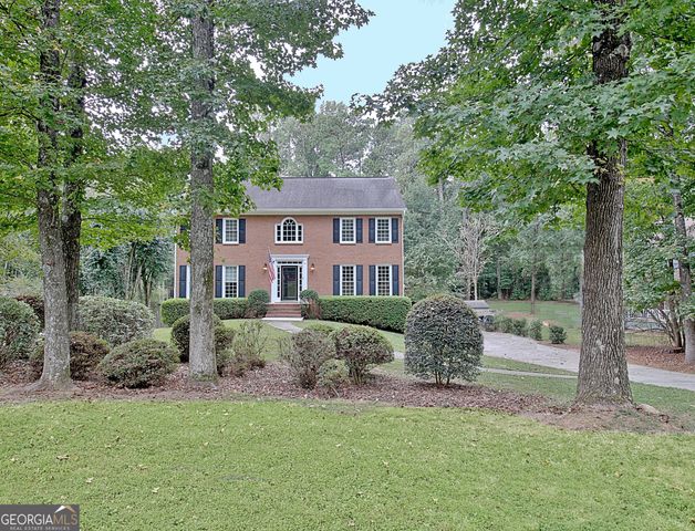 327 Walnut Grove Road, Peachtree City, GA 30269