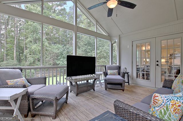 327 Walnut Grove Road, Peachtree City, GA 30269