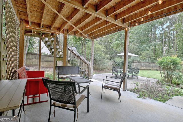 327 Walnut Grove Road, Peachtree City, GA 30269