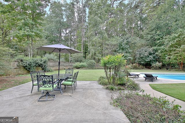 327 Walnut Grove Road, Peachtree City, GA 30269