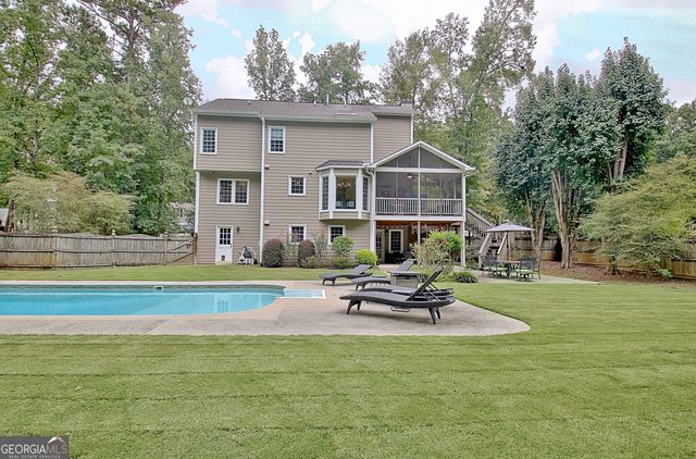 327 Walnut Grove Road, Peachtree City, GA 30269