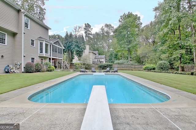 327 Walnut Grove Road, Peachtree City, GA 30269