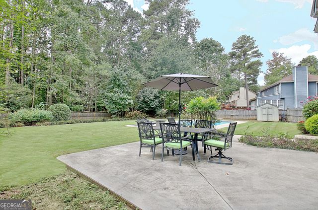 327 Walnut Grove Road, Peachtree City, GA 30269