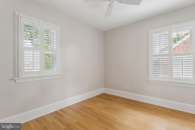 1109 N ILLINOIS ST, Arlington, VA 22205