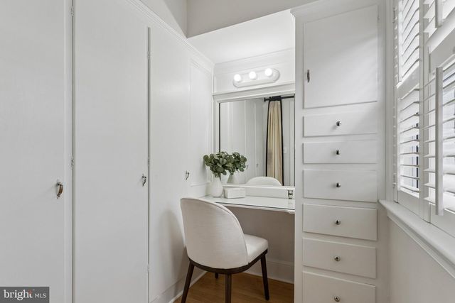 1109 N ILLINOIS ST, Arlington, VA 22205