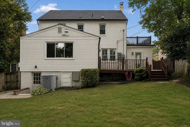 1109 N ILLINOIS ST, Arlington, VA 22205