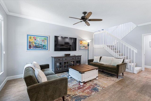 119 Bishopwood Drive, Jupiter, FL 33458