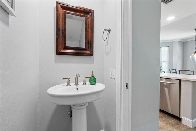119 Bishopwood Drive, Jupiter, FL 33458