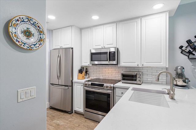 119 Bishopwood Drive, Jupiter, FL 33458