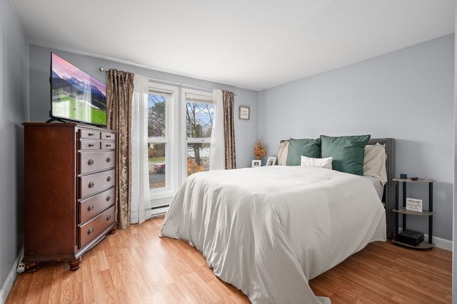 14 Malvern Ave, Tyngsborough, MA 01879