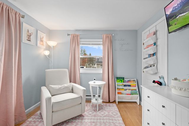 14 Malvern Ave, Tyngsborough, MA 01879