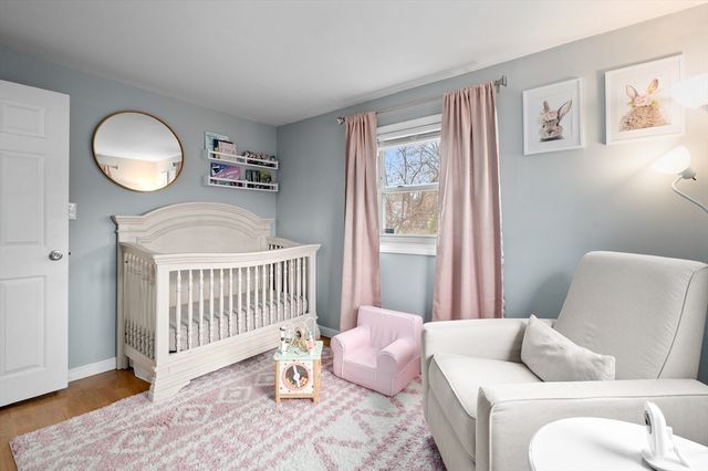 14 Malvern Ave, Tyngsborough, MA 01879
