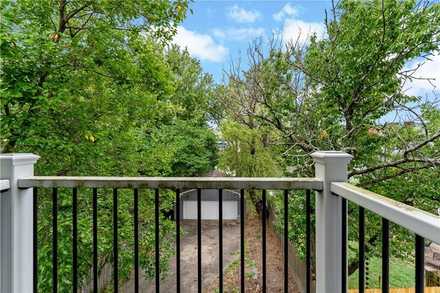 7717 Tuscarora St, Point Breeze, PA 15221