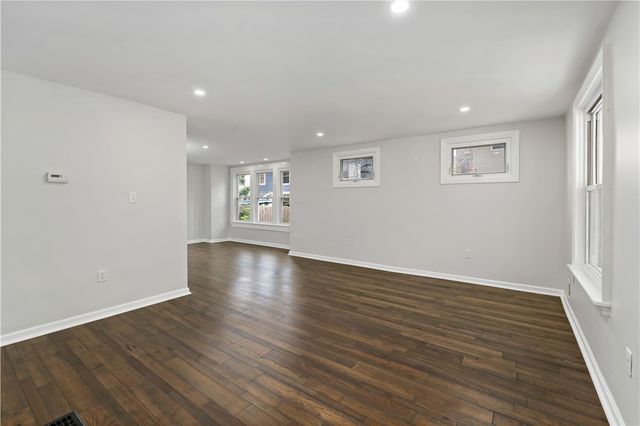 7717 Tuscarora St, Point Breeze, PA 15221
