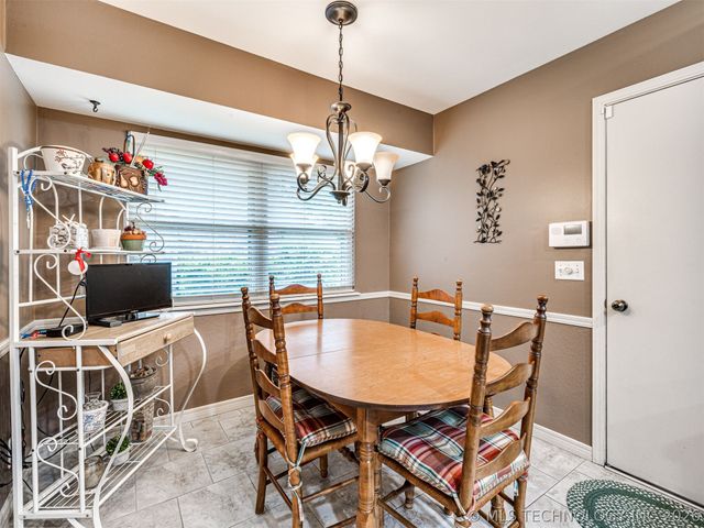 7710 S 73rd East Avenue, Tulsa, OK 74133