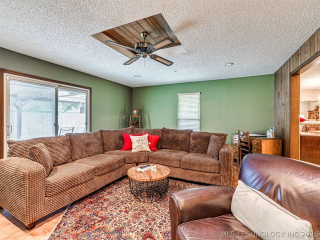 7710 S 73rd East Avenue, Tulsa, OK 74133
