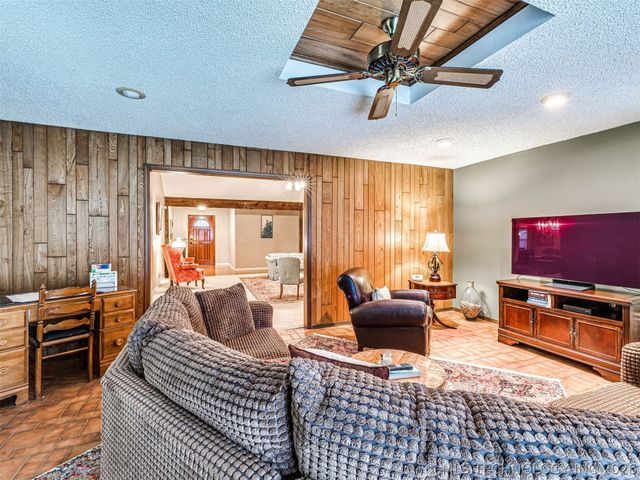 7710 S 73rd East Avenue, Tulsa, OK 74133