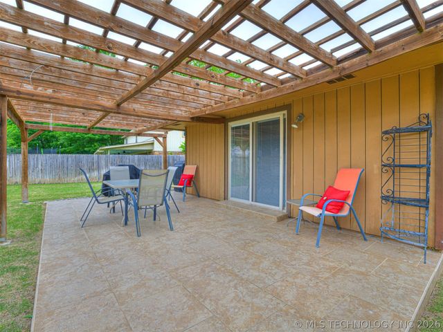 7710 S 73rd East Avenue, Tulsa, OK 74133
