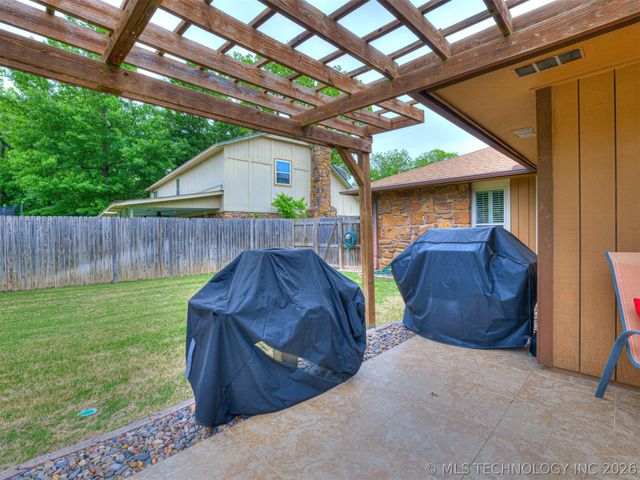 7710 S 73rd East Avenue, Tulsa, OK 74133