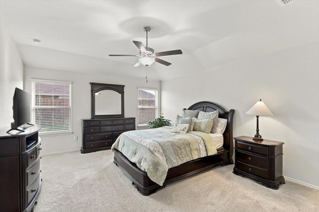 453 Pollyann Trail, Fort Worth, TX 76052