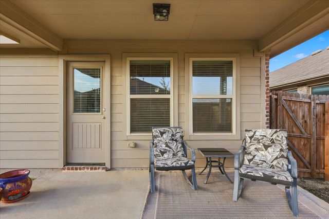 453 Pollyann Trail, Fort Worth, TX 76052