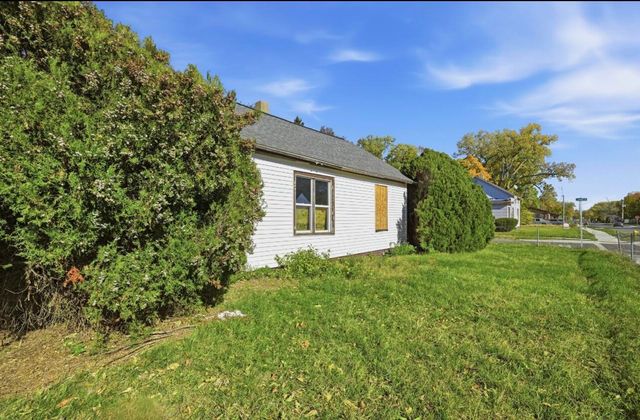 1096 Pearl Street, Benton Harbor, MI 49022