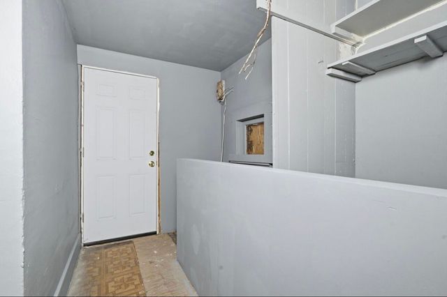 1096 Pearl Street, Benton Harbor, MI 49022