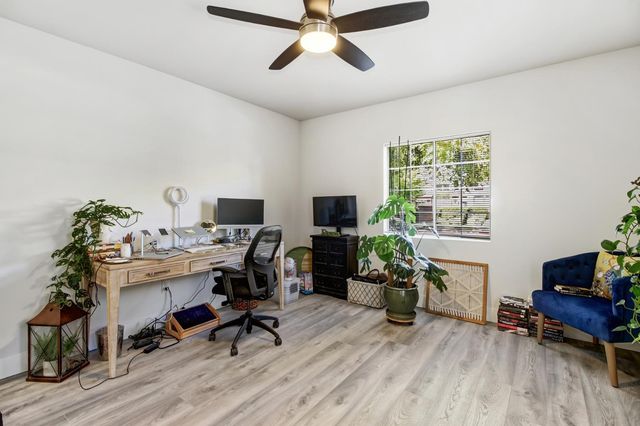 3140 S St, Sacramento, CA 95816