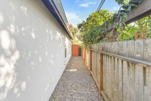 3140 S St, Sacramento, CA 95816