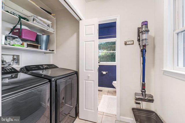 40490 LOVETTSVILLE RD, Lovettsville, VA 20180