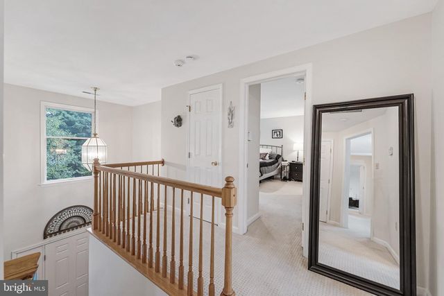 40490 LOVETTSVILLE RD, Lovettsville, VA 20180