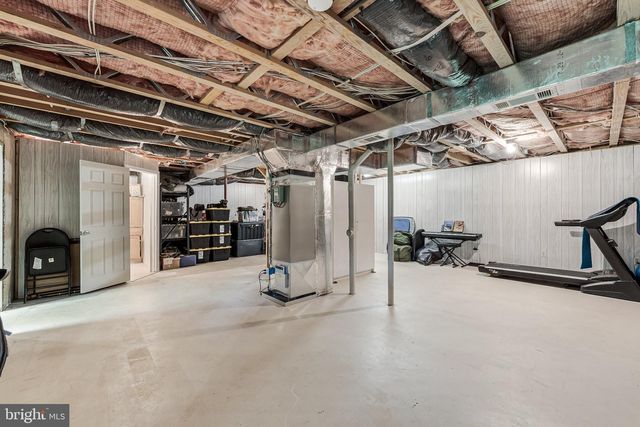 40490 LOVETTSVILLE RD, Lovettsville, VA 20180