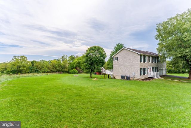 40490 LOVETTSVILLE RD, Lovettsville, VA 20180