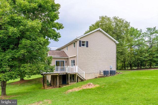 40490 LOVETTSVILLE RD, Lovettsville, VA 20180