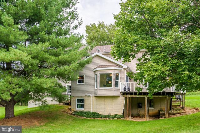 40490 LOVETTSVILLE RD, Lovettsville, VA 20180