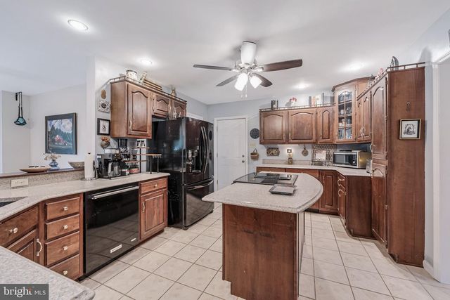 40490 LOVETTSVILLE RD, Lovettsville, VA 20180