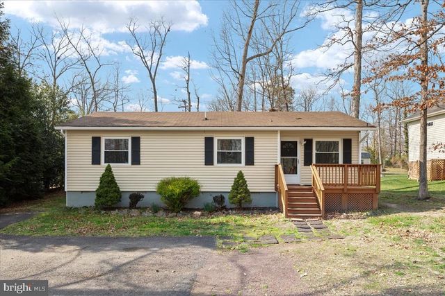 904 LAKEVIEW PKWY, Locust Grove, VA 22508