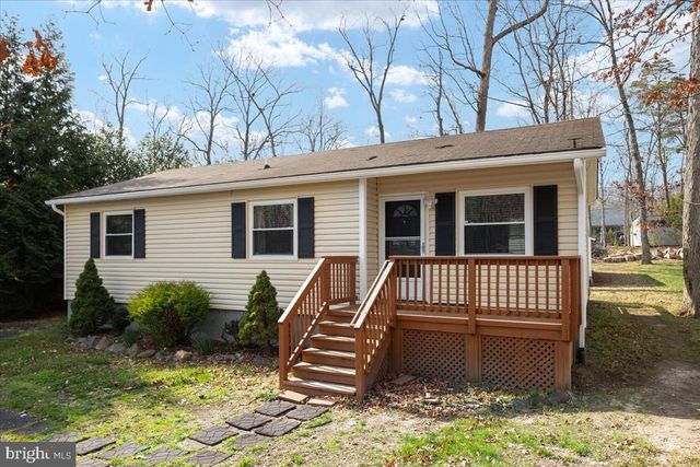 904 LAKEVIEW PKWY, Locust Grove, VA 22508