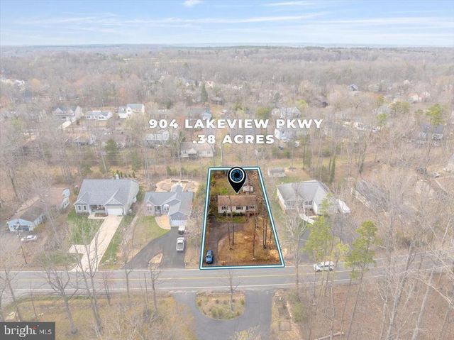 904 LAKEVIEW PKWY, Locust Grove, VA 22508