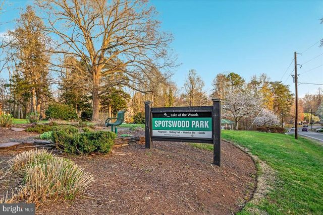 904 LAKEVIEW PKWY, Locust Grove, VA 22508