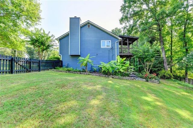 6224 Ivy Springs Drive, Flowery Branch, GA 30542