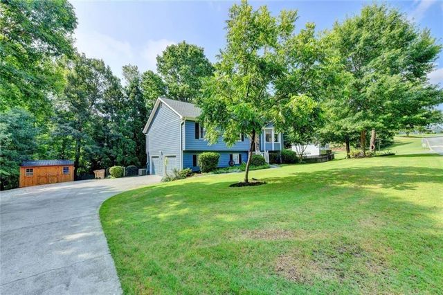 6224 Ivy Springs Drive, Flowery Branch, GA 30542