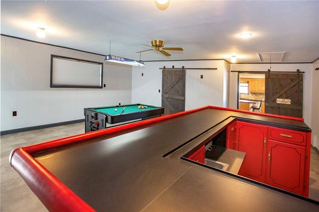 426 Round Mountain Lane, London, AR 72847