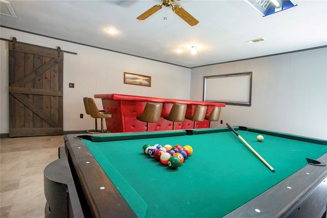 426 Round Mountain Lane, London, AR 72847